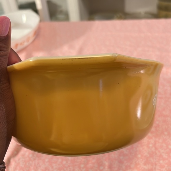 Pyrex Butterfly Gold 045 with Lid - Picture 7 of 9